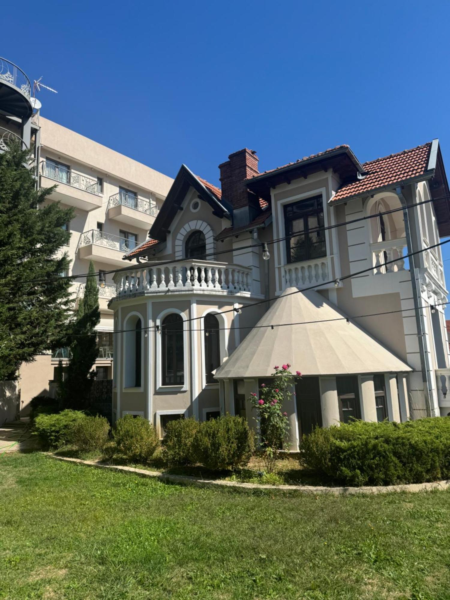 Emerald Suites Florina Exterior photo